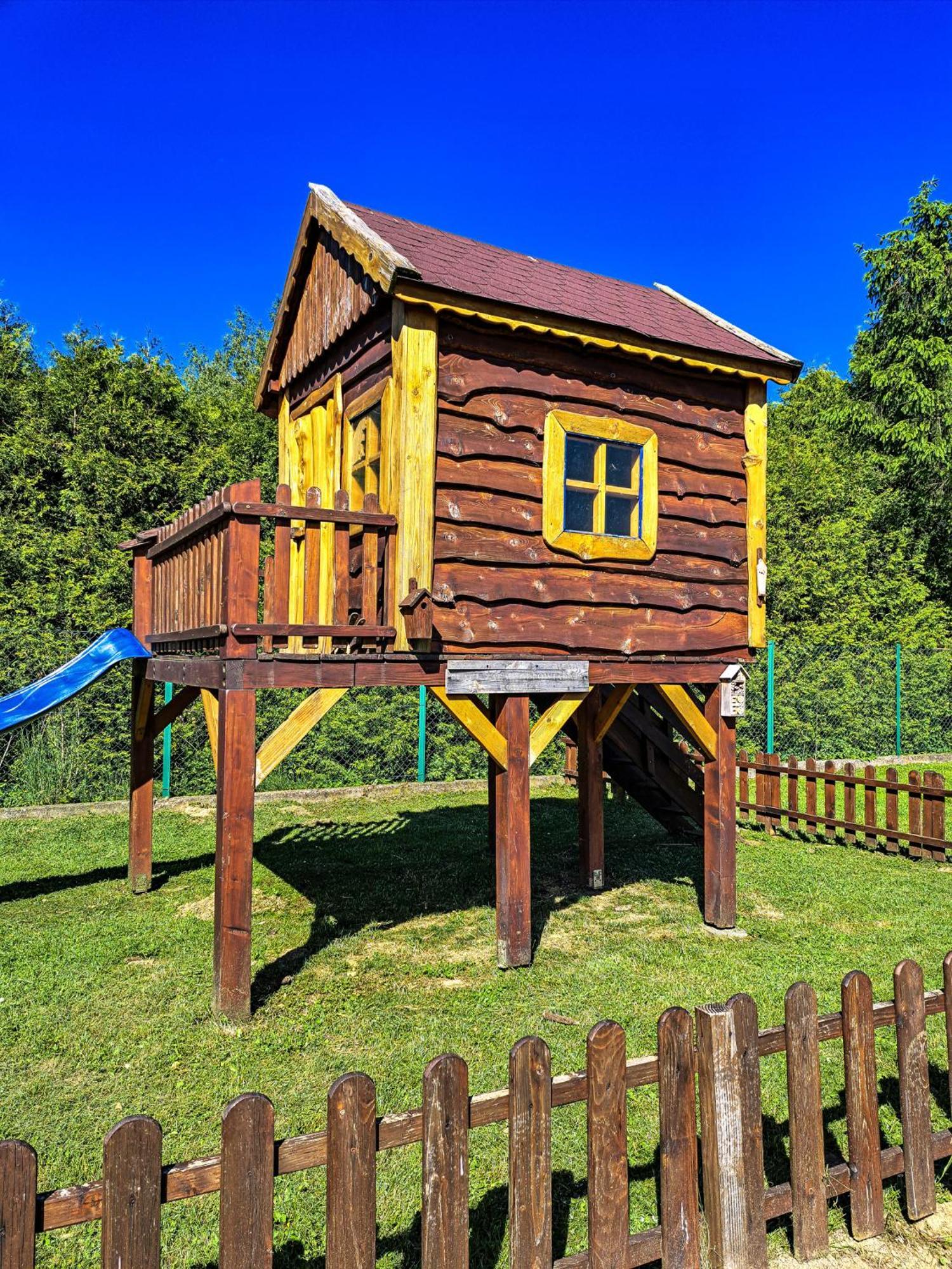Hotel Restauracja Jas Wedrowniczek Rymanow ภายนอก รูปภาพ